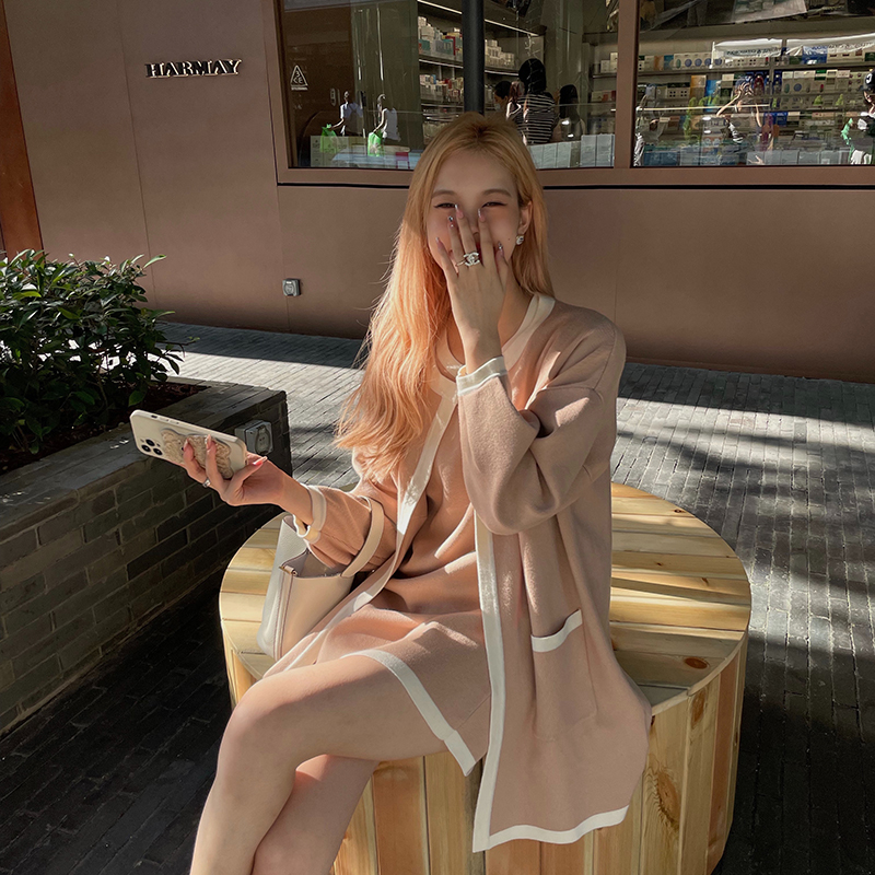 deessesicile method fragrant grandmother gentle milky tea color knit cardiovert vest and two sets of suit women