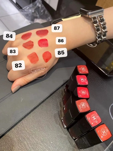 Японский счетчик Chanel Chanel 2023 Summer Limited Black Gradient Grament Glamour Lip Glaze 75 83 236