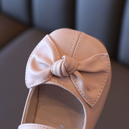Маленькая кожаная обувь для девочек, весна-осень 2025, новый стиль, детская обувь принцессы с бантом, модная обувь для маленьких девочек в корейском стиле, обувь на мягкой подошве