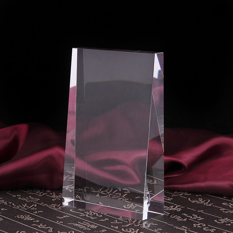 Badminton crystal trophy glass trophy plated color trophy screen ashtray metal trophy iceberg pickling medal award