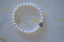 {Yingying One Water Room} Natural Yingjingrun White Pearl Bracelet Sterling Silver Lotus is like the center of the water