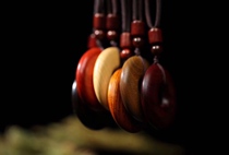 Huai Red Wood handmade polished ancient Park Ping An Buckle Small Leaf Purple Sandalwood Top Beads Necklace Multiple-Limited Old Guest