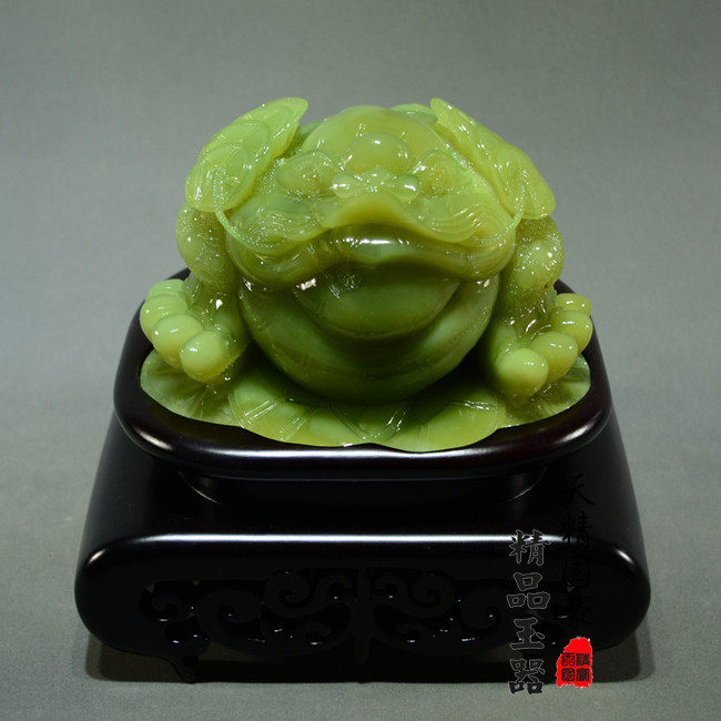 新疆和田玉原石白玉山流水雕工雕刻料羊脂白天然玉石把件新款82克！入手