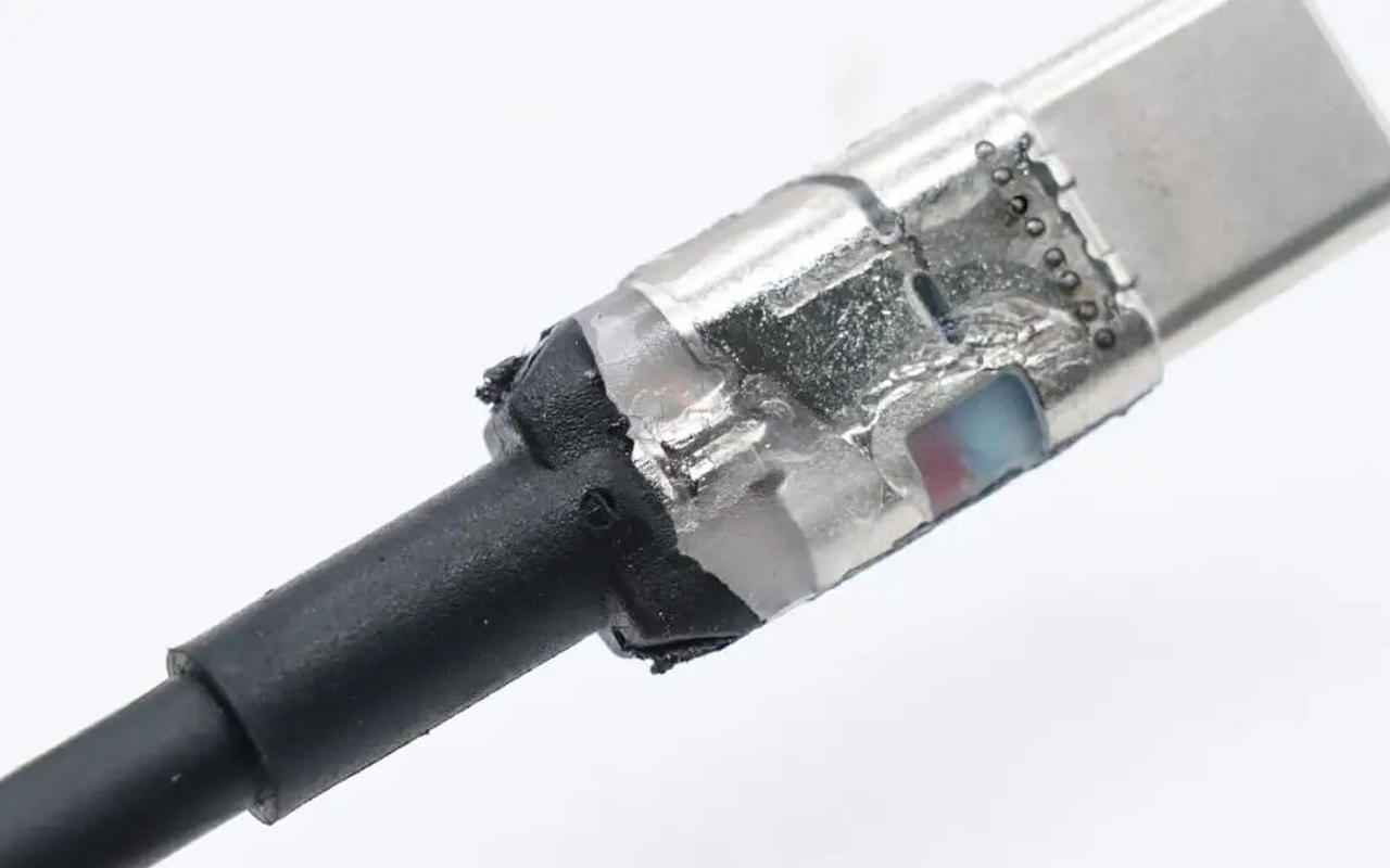 深度拆解 小米100W USB-C快充数据线PD3.0 480M 双type c 充电线 E-Marker 晶片 通用酷态科 10/15/20号充电宝 Mi USB C TO USB C CABLE 3.3FT-3Cgeek,只卖正品 收售工厂呆滞库存尾单 深度拆解 小米100W USB-C快充数据线PD3.0 480M 双type c 充电线 E-Marker 晶片 通用酷态科 10/15/20号充电宝 Mi USB C TO USB C CABLE 3.3FT