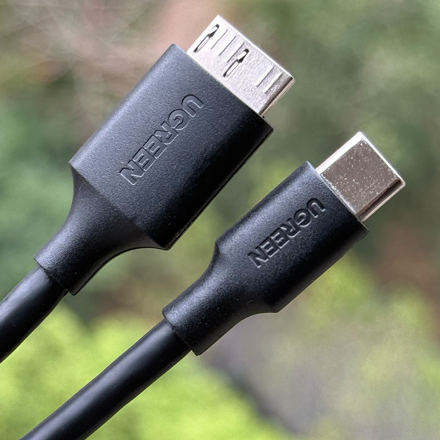 UGREEN绿联 USB-C 转 Micro-B 3.0 数据线拆解,兼容 iPhone 15 Pro Max、希捷、西部数据、东芝等品牌外置硬盘、便携式 SSD/HDD、相机等,1 米-3Cgeek,只卖正品 收售工厂呆滞库存尾单 UGREEN绿联 USB-C 转 Micro-B 3.0 数据线拆解,兼容 iPhone 15 Pro Max、希捷、西部数据、东芝等品牌外置硬盘、便携式 SSD/HDD、相机等,1 米