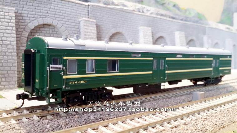 Модель поезда 百万城火车模型 xl22行李客车 绿皮行李车 Bachmann