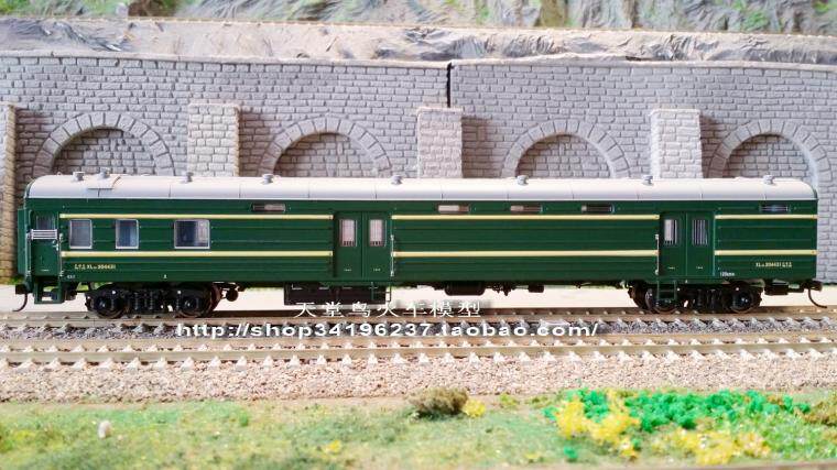 Модель поезда 百万城火车模型 xl22行李客车 绿皮行李车 Bachmann