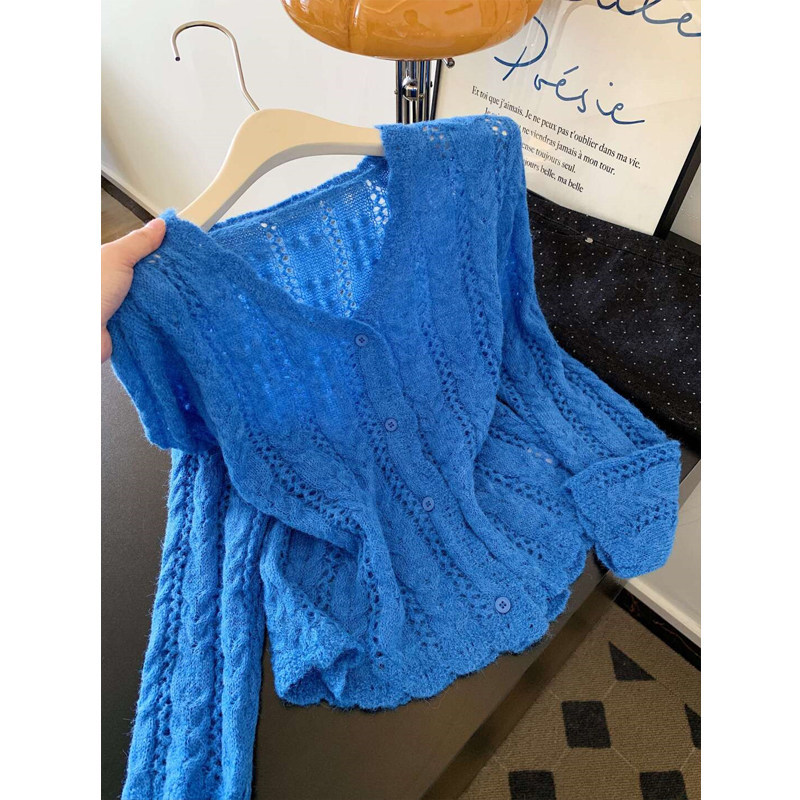 Klein Blue Hollow-Out Long-Sleeve V-Neck Knitted Cardigan Sweater for Women 2026 New Korean Style Lazy Loose Top