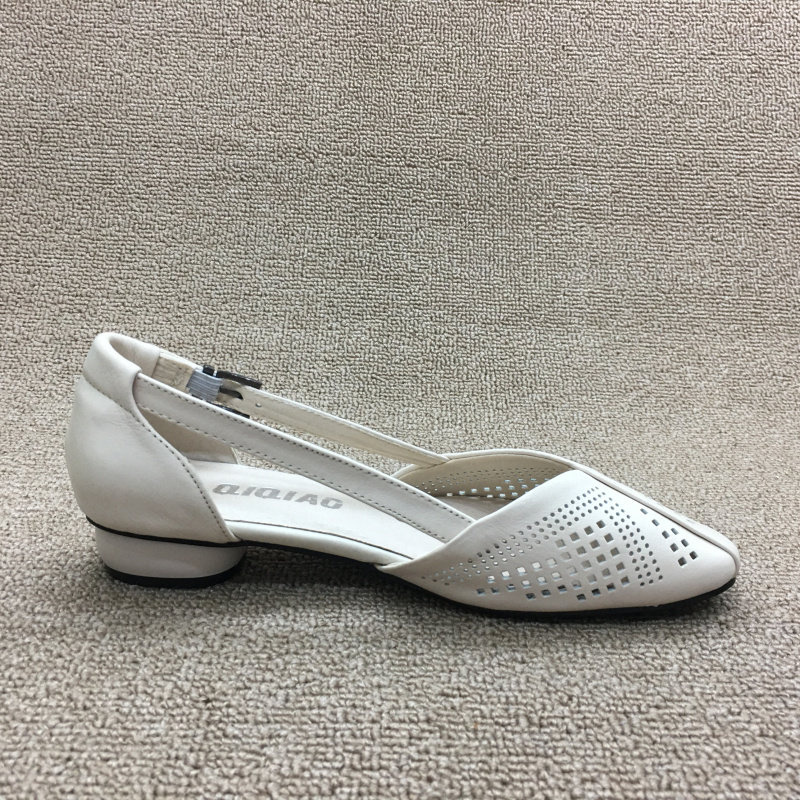 Летние универсальные босоножки с низким вырезом, 2023, из натуральной кожи, в корейском стиле, яркий броский стиль                   