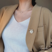 Tyusha Wanlong temperament brooch exclusive design pure hand-made light gold hammer surface metal brooch brooch