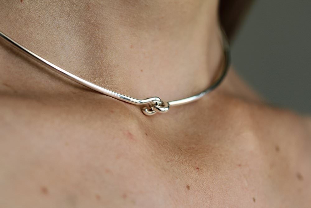 "Designer Recommendation" Andre @ Croatia Original Silver Choker Necklace - Minimalist Lines Hook