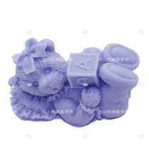  Gu Xiaomei epoxy aromatherapy plaster candle handmade holding building blocks baby bear silicone mold
