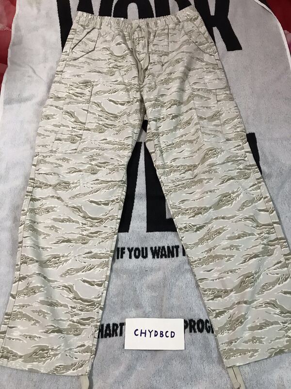 Chenghao Carhartt Wip Camperpant Work Pants 8oz Tiger Print Chenghao Carhartt Wip Camperpant Work Pants 8oz Tiger Print