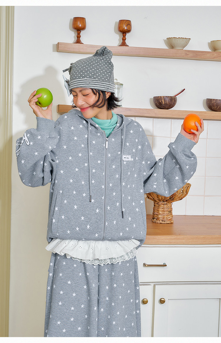 BJHG Star Print Zip-Up Hoodie