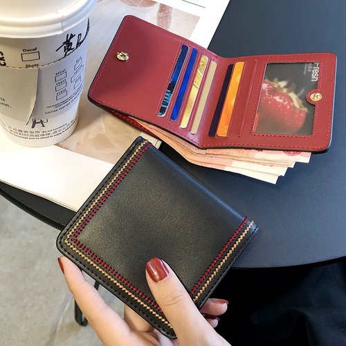 Бумажник, небольшая дизайнерская ультратонкая маленькая короткая брендовая сумка через плечо, из натуральной кожи, коллекция 2023, изысканный стиль