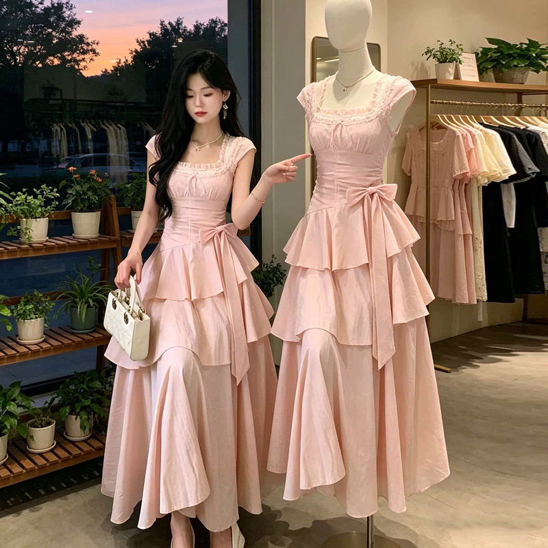 Plus-Size French-Style Gentle Pink Cake Dress for Women, Summer Dress for Slightly Plump Figures, Waist-Cinching Princess Dress, Elegant Long Dress