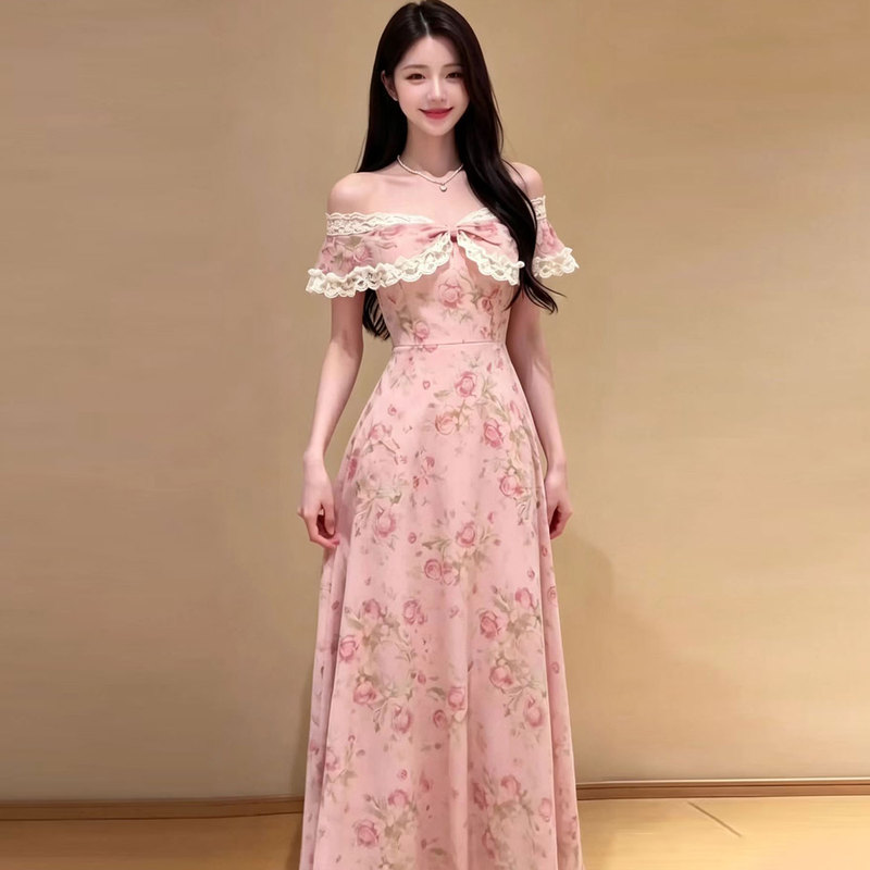 Plus-Size French-Style Gentle Pink Floral Dress for Women, Summer, Fat-Friendly, Off-Shoulder Lace, Waist-Cinching Long Dress