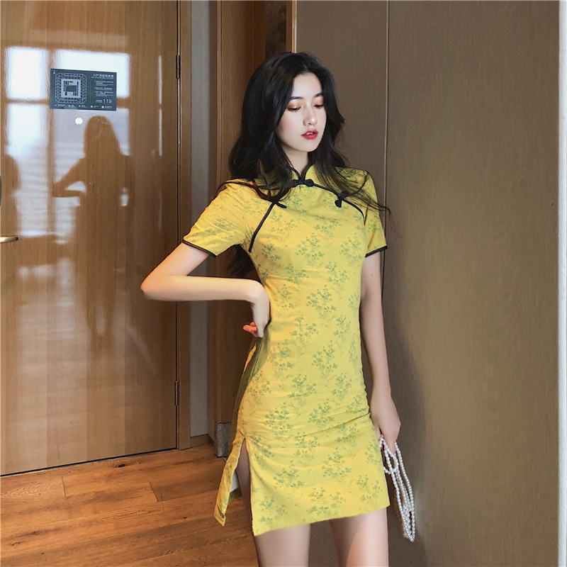 VK旗艦店 韓古風復古旗袍風印花素黃色盤扣短袖洋裝