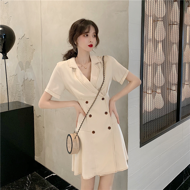 VK旗艦店 韓國風V領復古排扣時尚短袖洋裝