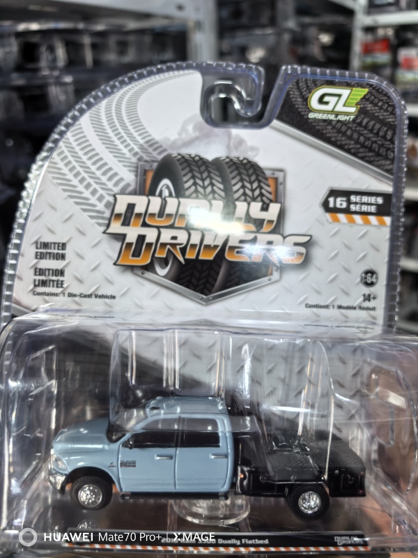 46160-C Green Light 1/64 2018 Dodge Ram 3500 Dual Rear Wheel Flatbed Transporter Dual Drive Series