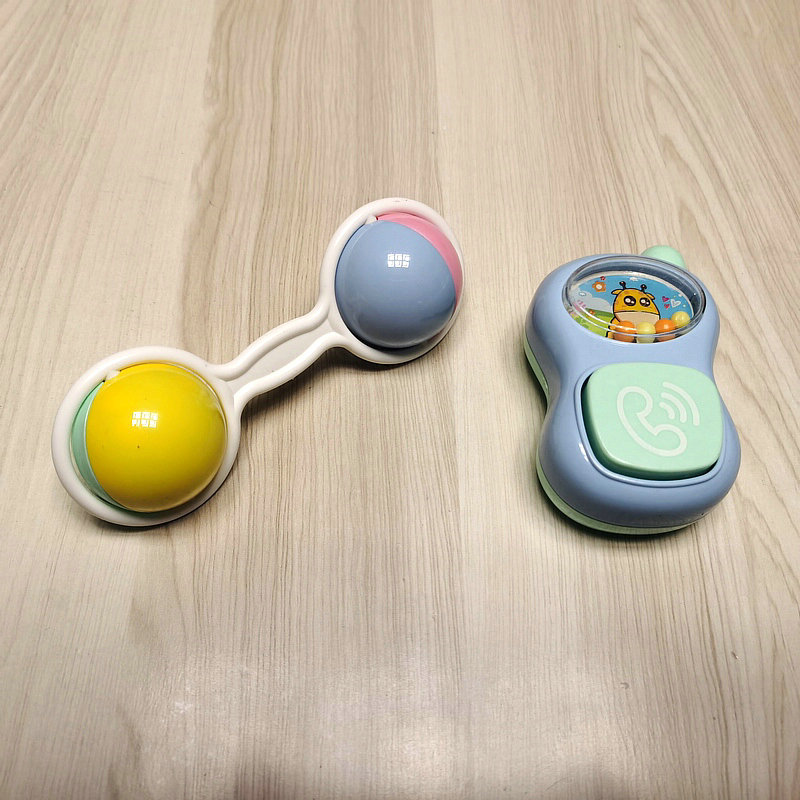 Baby hand ringing bell toys 0 - 1 year old newborn baby Yizhi early teaching grasp double ball rolling 3 - June toddler calm