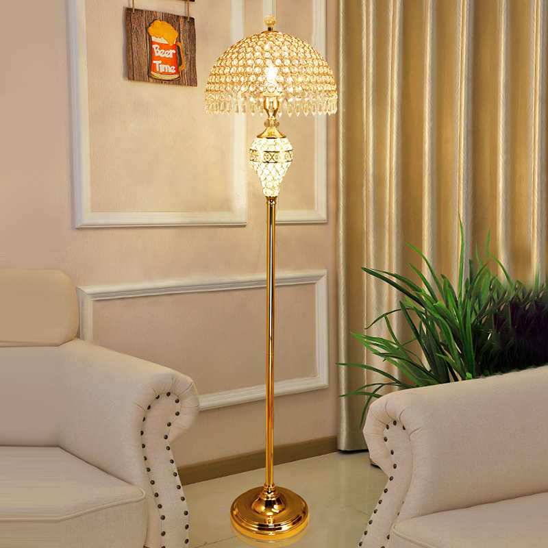 Light and luxurious crystal floor lamp Living room Bedroom Bedroom headlights Inwind High sense 2021 new tea table upright table lamp