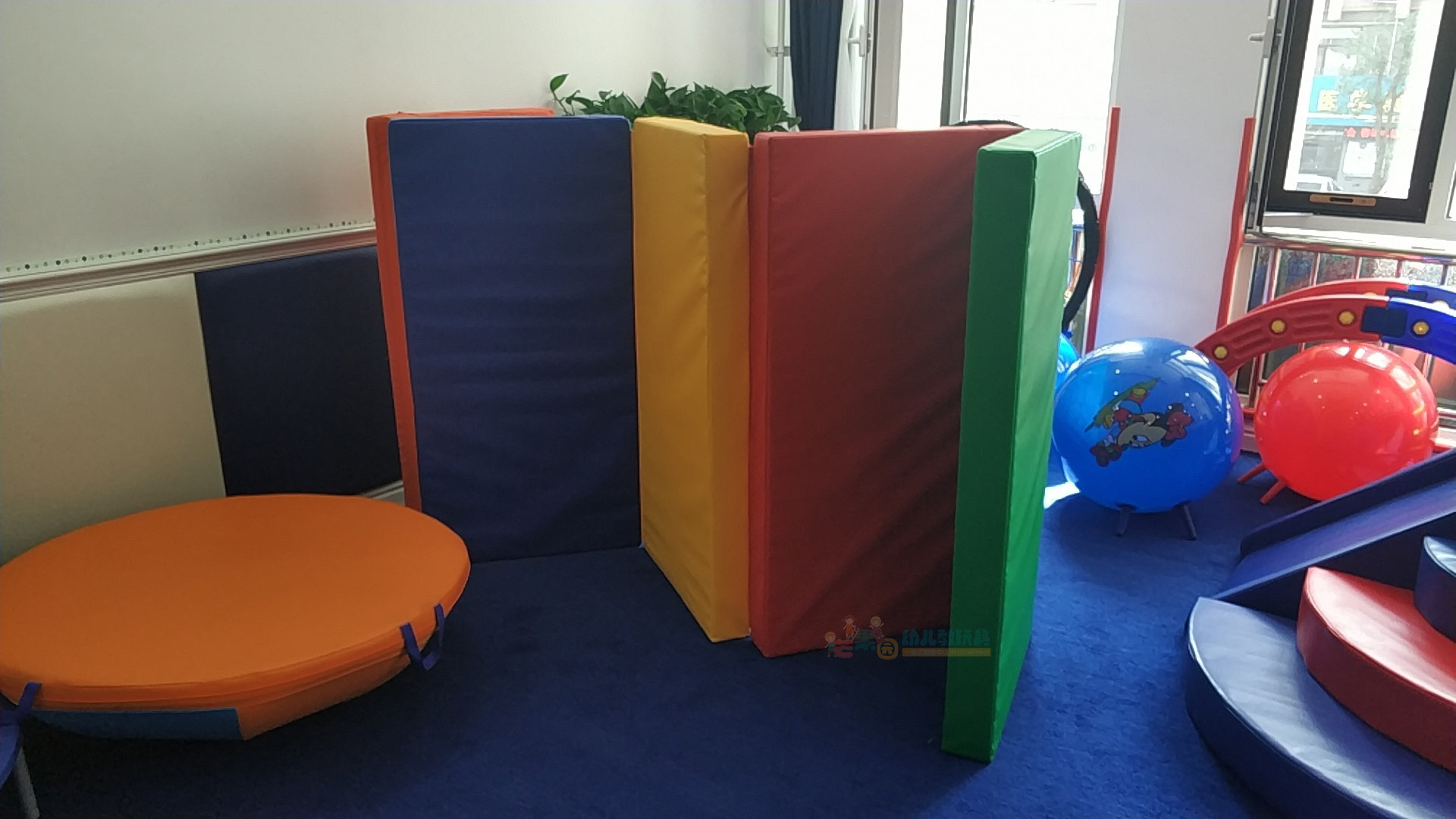 Развивающий коврик для ползания 儿童体能训练运动馆软体彩虹爬爬地垫四折垫五折叠婴儿拼接爬行垫 OTHER