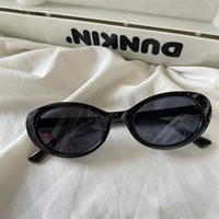 Цвет шампанского нового овального черного