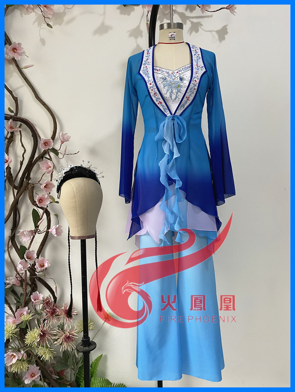 Beijing Dance Academy Zhou Lijun Peach Li Cup Classical Dance Spring Jiang Flowers Lunar Night Dance Costumes Performance Art