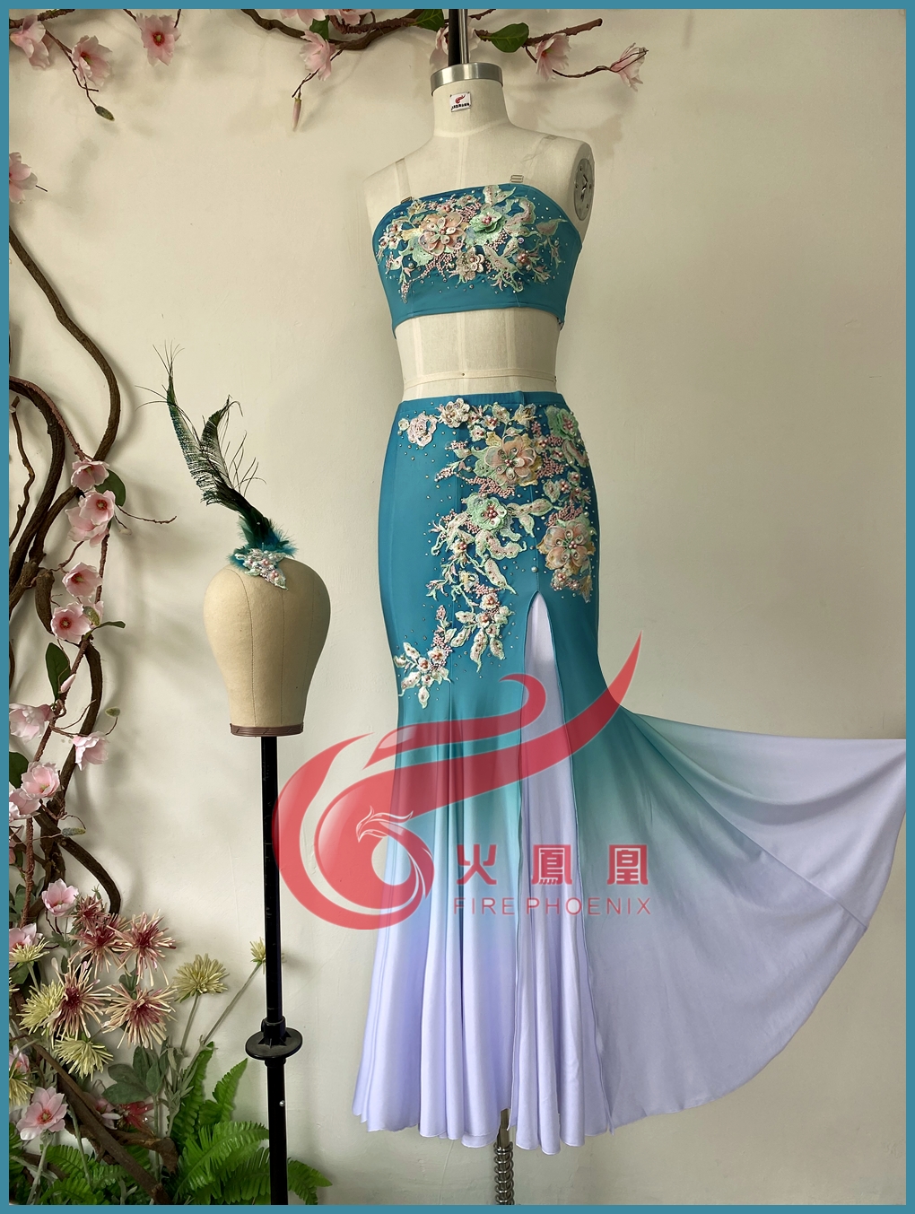 22 new dance and art exam customized Dai ethnic composition dance costumes dress rehearsal performance serve peacock dance lace
