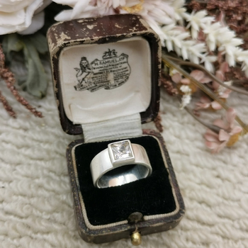 Vintage middle ages european return 925 silver square zirconia ring no. 15