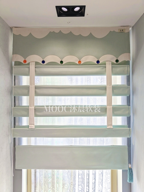 Day and Night Butterfly Roman Blinds, Dimmable Fabric and Gauze Integrated Curtains, Special for Small Windows, Can Be Raised and Lowered, Foldable and Washable