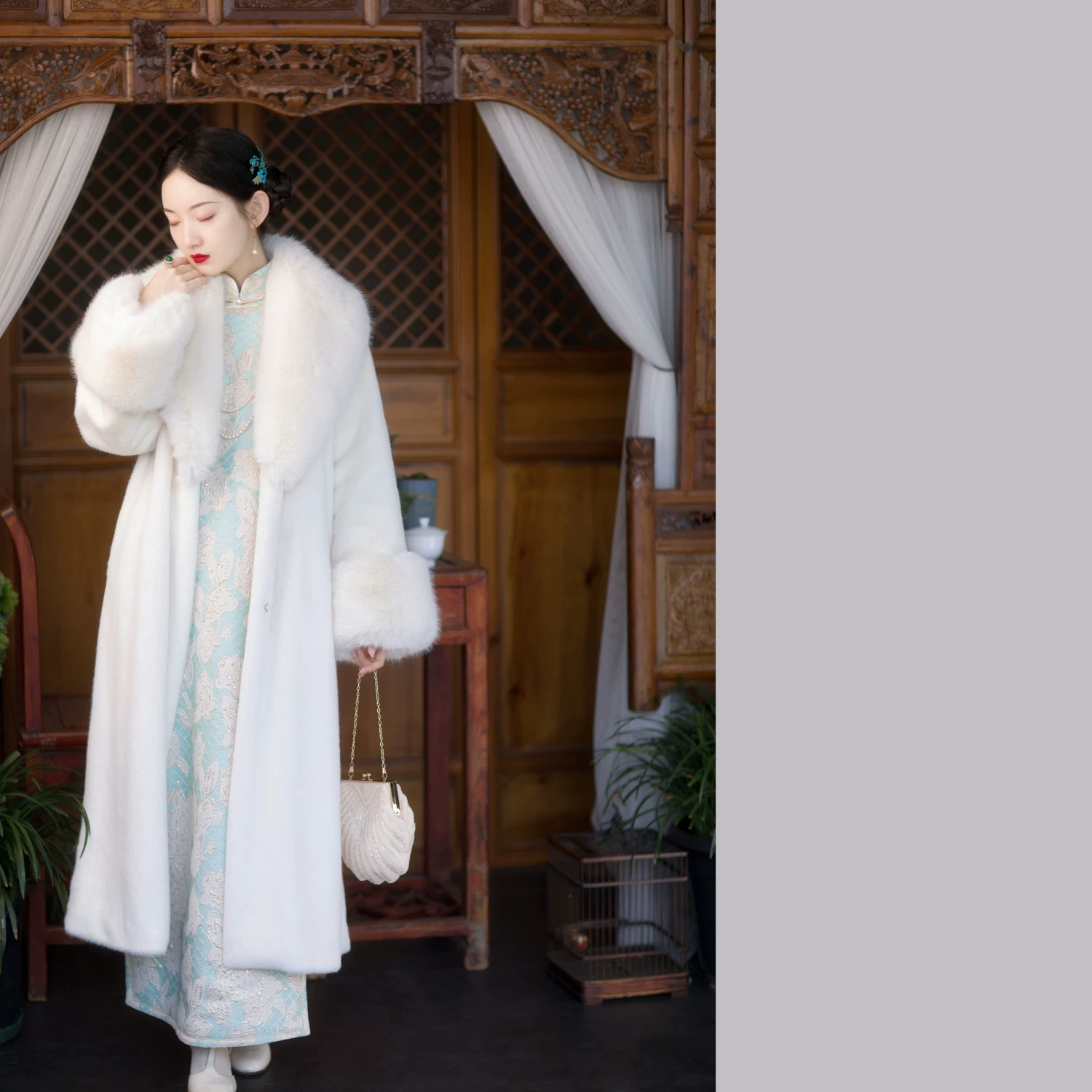 Winter comfortable keep warm coat, loose fit, genuine leather