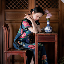 Falling gold bottles -- spring summer style heavy satin real silk scents cloud yarn handmade disc buckle ruyi-long-style qipao skirt original design