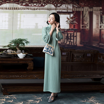 Green Silk spring and autumn Chinese style retro hand-buckled long sleeve a city style style improved cheongsam dress