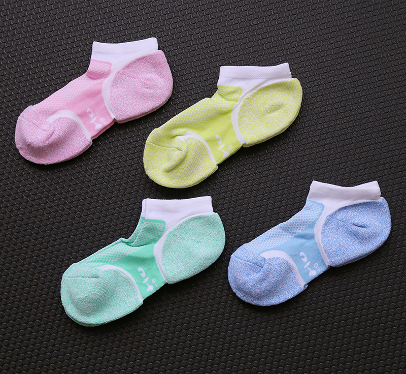 Đầy đủ 8 cặp của nam giới và phụ nữ vớ thở cotton mồ hôi thấm khăn dưới thể thao ngoài trời chạy vớ thể thao vớ thuyền vớ adidas