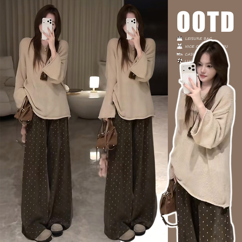 Fashionable Korean-Style Plus-Size Loose-Fitting Maternity Outfit, Stylish Autumn Sweater, Polka Dot Pants Set with a High-End Feel