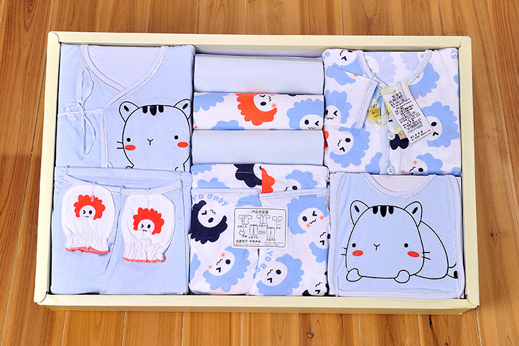 Coffret cadeau pour bébé - Vêtements + Fournitures - Ref 1978298 Image 6