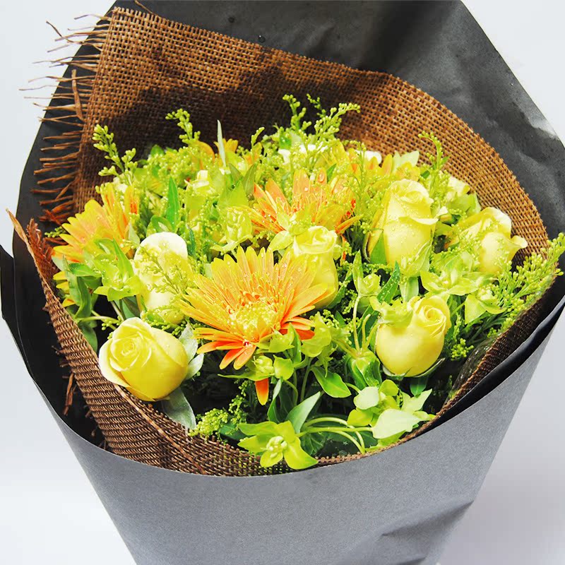 向日葵玫瑰混搭花束6朵太阳花12朵玫瑰花情人节鲜花配送 全场1折起 花束 向日葵 玫瑰花 配送 混搭途虎网 向日葵玫瑰混搭花束6朵太阳花12朵玫瑰花情人节鲜花配送 全场1折起 花束 向日葵 玫瑰花 配送 混搭途虎网