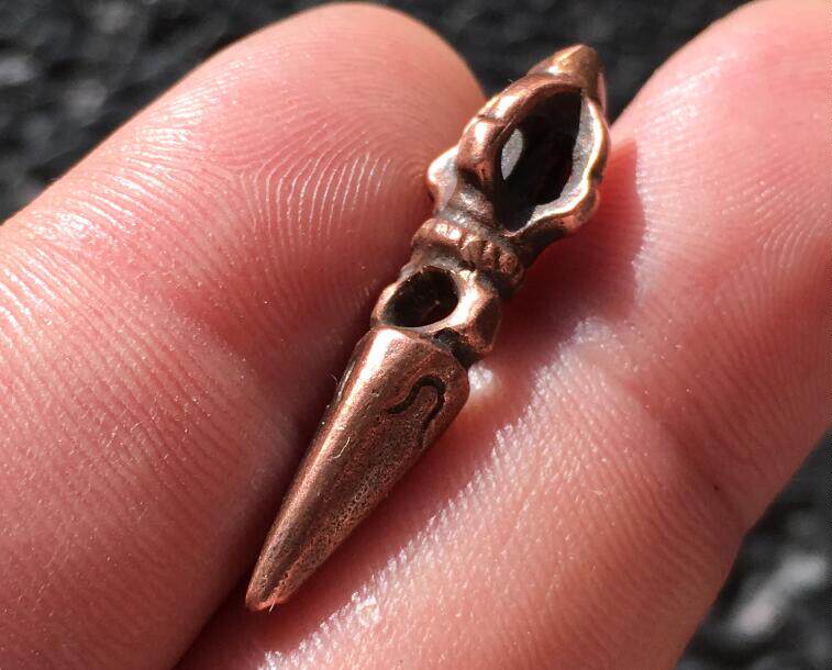 During the Republic of China Tibet old red copper Puba Vajra pestle back cloud Tibetan-style Buddha bead pendant bag old fidelity