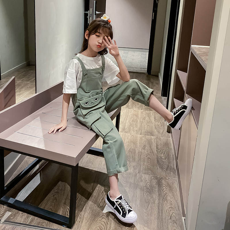 Port Wind Girl New Pants Spring Autumn Clothing Tide Cards CUHK Children Sports Loose Cuddling Bag Pants Children Online Red Jeans