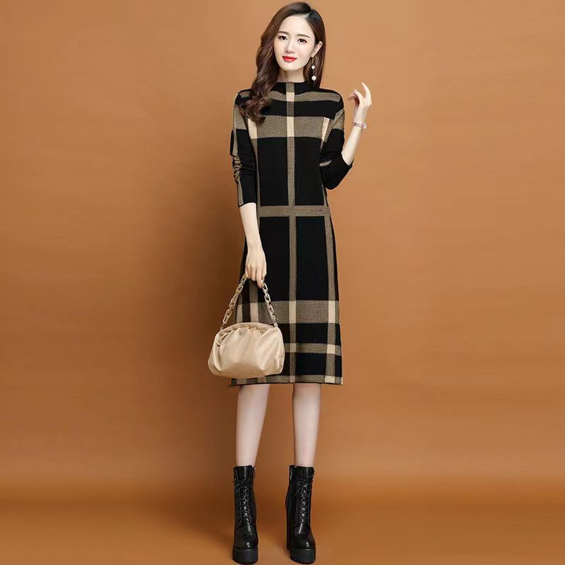 Maxmurny Light Luxury Fashion Wool Sweater for Women, Autumn and Winter Loose Versatile Mid-Length Plaid Base Dress