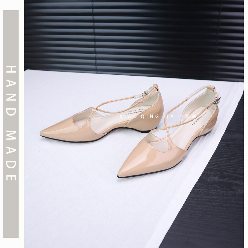 Elegant Pointed-Toe Height-Increasing Cross-Strap Sandals, Patent Leather Women's Shoes, French-Style High-End Feel, Comfortable and Non-Tiring Summer Shoes Elegant Pointed-Toe Height-Increasing Cross-Strap Sandals, Patent Leather Women's Shoes, French-Style High-End Feel, Comfortable and Non-Tiring Summer Shoes