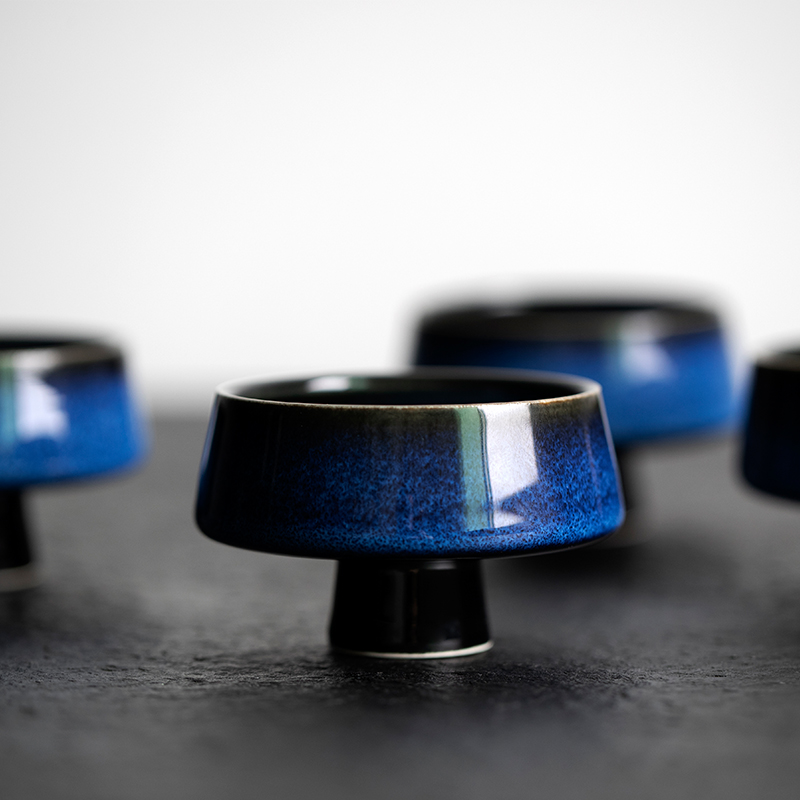 The mountain and water stars high-foot cup Jingdezhen kiln ceramic teacup cup master cup pressed cup creative tea