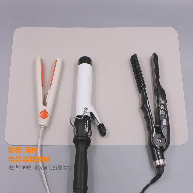 Hairdressing Equipment Heat Insulation Anti-Scalding Pad Silicone Curling Iron Straightener Pad Makeup Artist Hairdresser Dressing Table Display Mat Hairdressing Equipment Heat Insulation Anti-Scalding Pad Silicone Curling Iron Straightener Pad Makeup Artist Hairdresser Dressing Table Display Mat