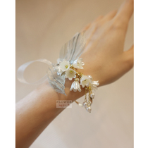 Lizoran flower Xiaoxinqing Mei Mei high-end wedding bride bride bride sister wristband wristband wristband bridesmaid hands-on
