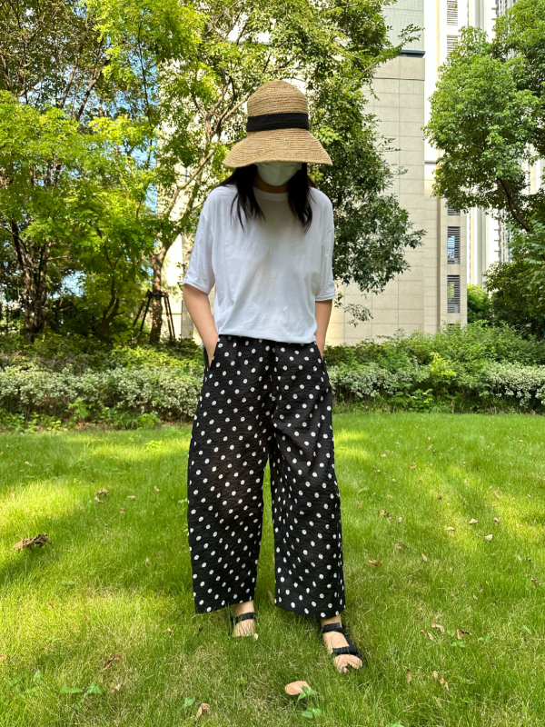 Japanese Imported Organic Salt-Shrunk Cotton Black and White Polka Dot Balloon Pants Loose Fit Lightweight Pants for Women