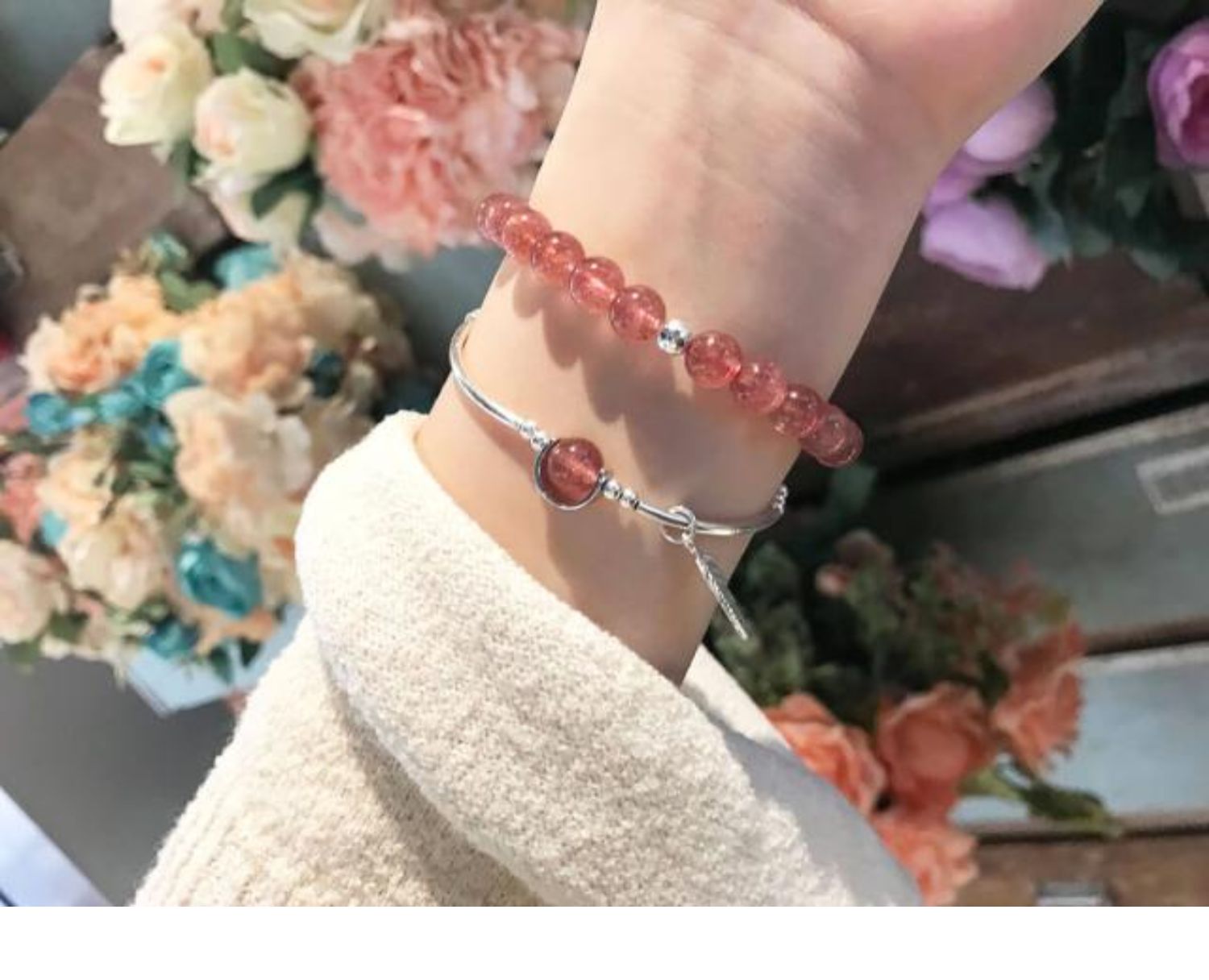 "Bộ hai mảnh đào hoa" Vòng tay pha lê dâu tây tự nhiên Vòng tay bạc Gửi món quà sinh nhật mạnh mẽ cho bạn gái vòng tay pnj