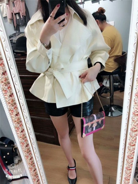 Uta đen slim chic áo khoác ngắn mùa thu và mùa đông mới thắt lưng BF dài tay áo mỏng PU áo khoác da nữ blazer da