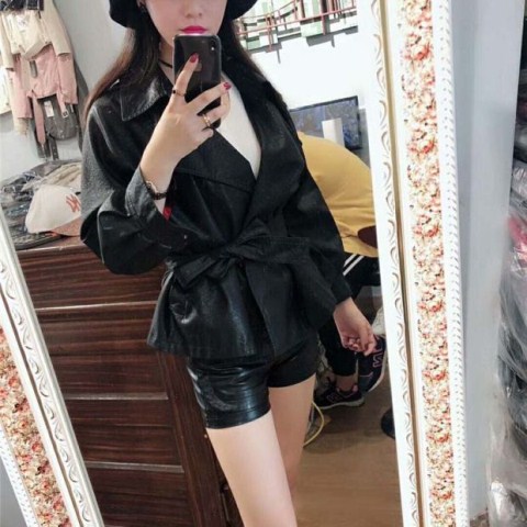 Uta đen slim chic áo khoác ngắn mùa thu và mùa đông mới thắt lưng BF dài tay áo mỏng PU áo khoác da nữ blazer da
